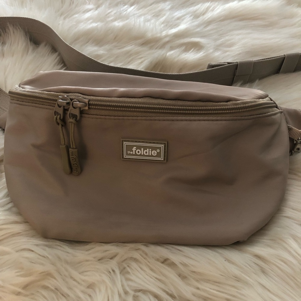 Foldie tan beige nylon waist bag RFID